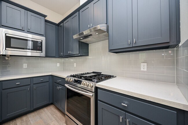 651 Press Street, Houston, TX 77020 photo 4