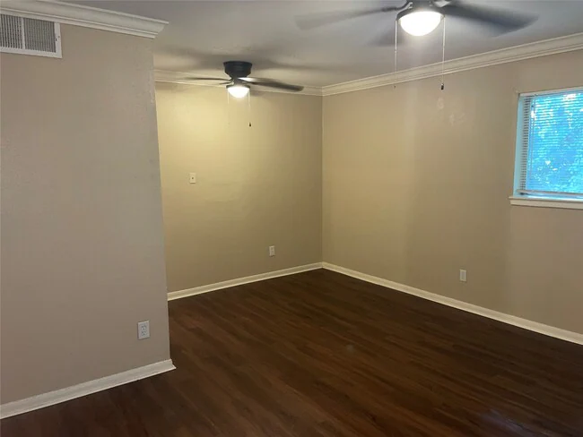 4710 Airport Boulevard, Houston, TX 77048 photo 3