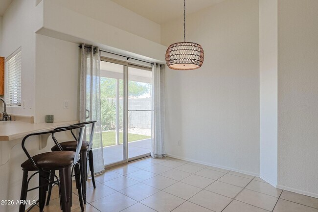 7993 W Zoe Ella Way Peoria, AZ 85382 photo 3