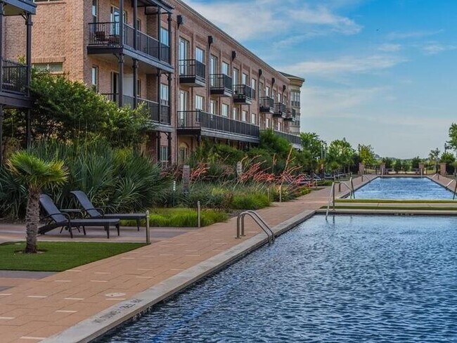 6740 Davidson St The Colony, TX 75056 photo 5
