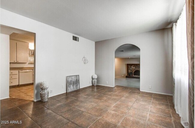 6445 S 32ND Street photo 5