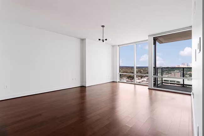 300 Bowie St Austin, TX 78703 photo 2