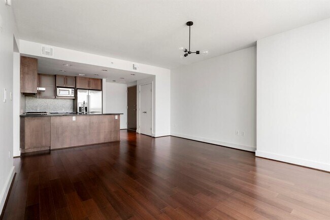 300 Bowie St Austin, TX 78703 photo 5