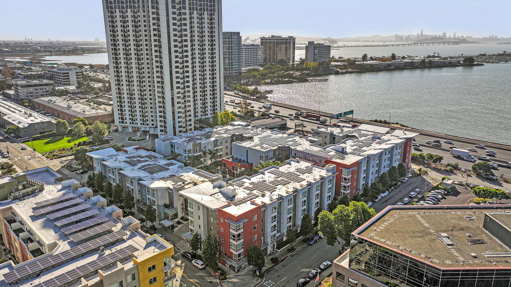 Avenue 64 photo 4