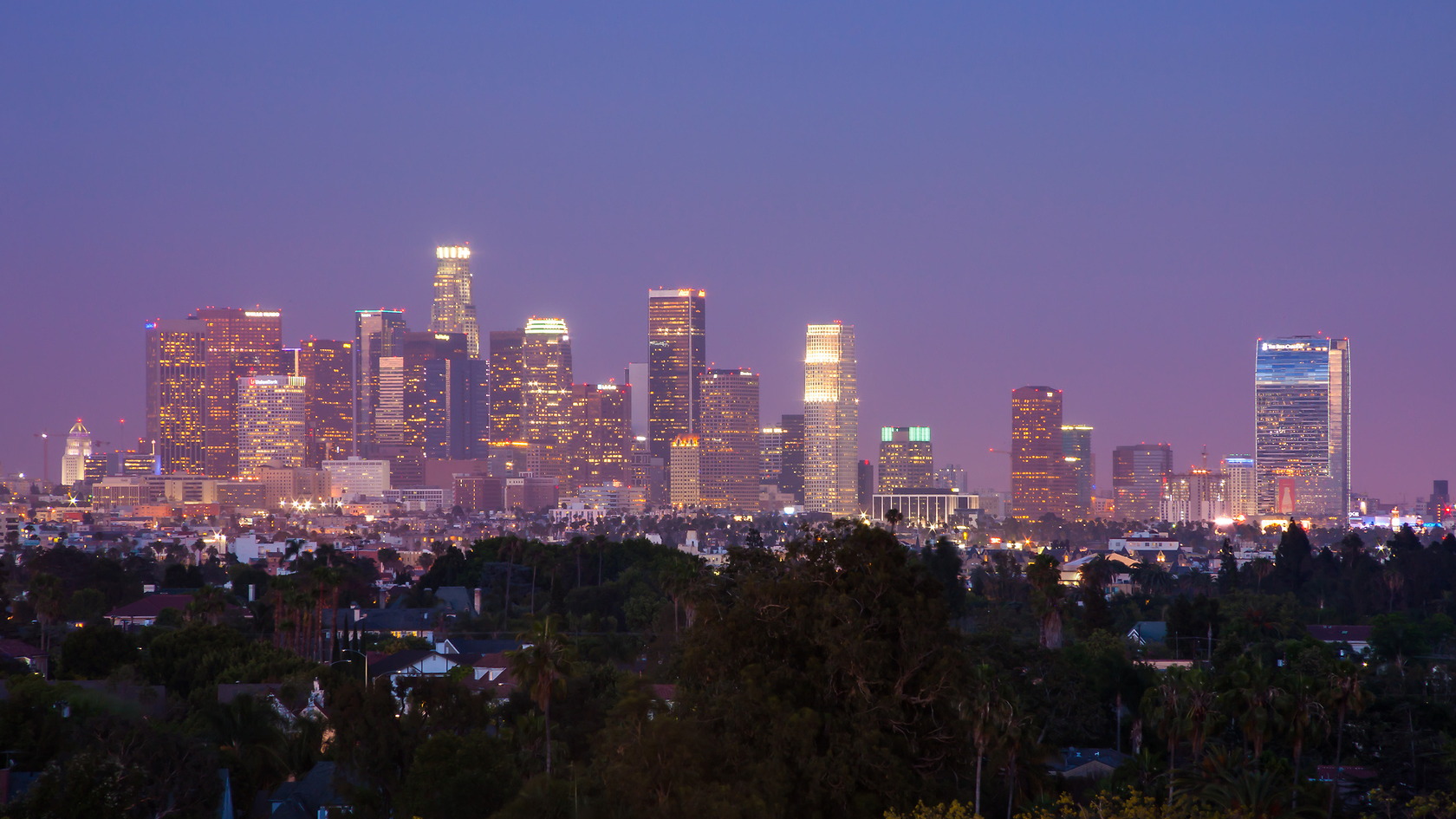 Wilshire La Brea photo 2