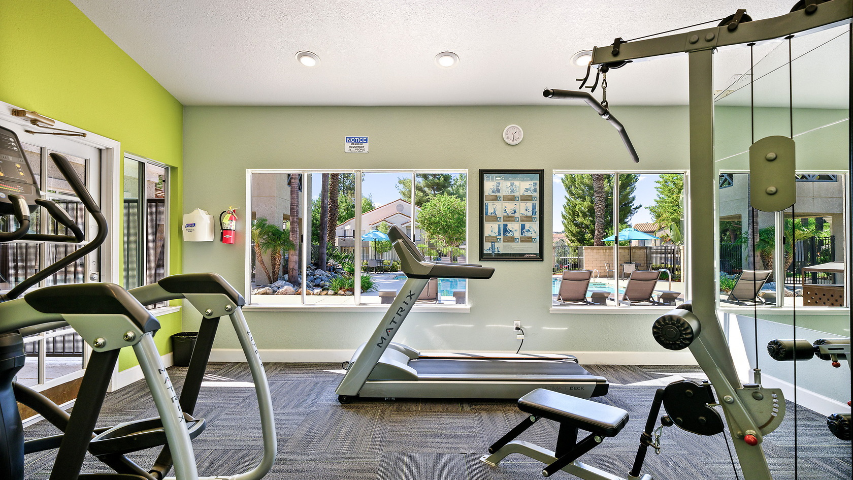 Emerald Pointe photo 2