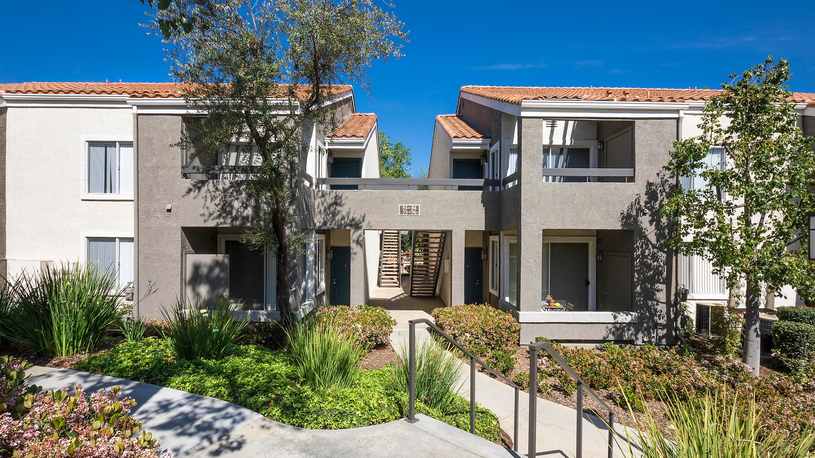 Emerald Pointe photo 3