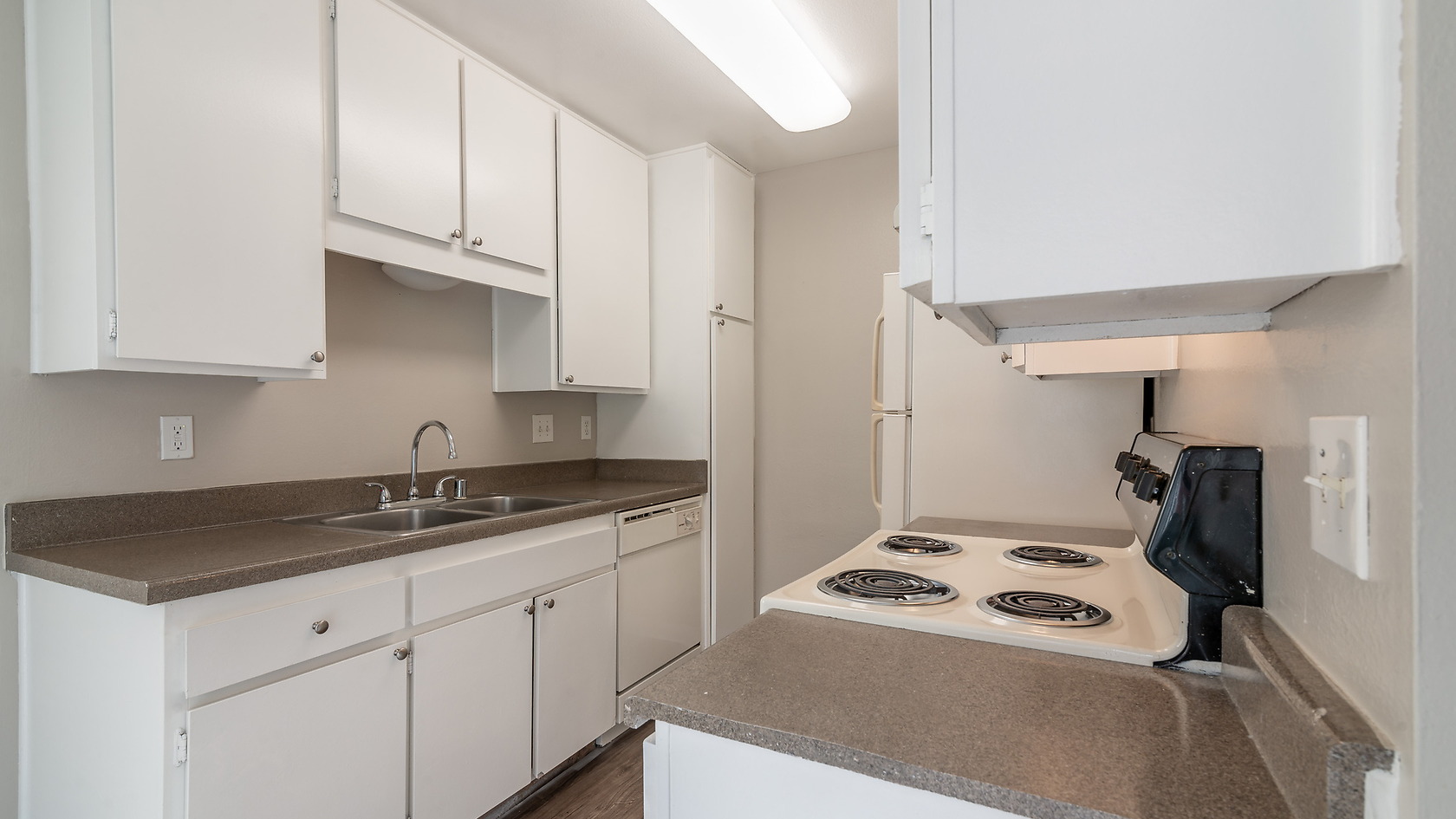 Summit Park Village photo 5