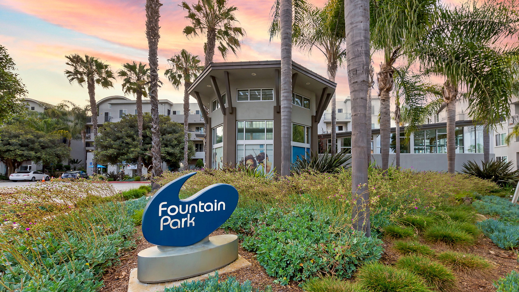 Fountain Park at Playa Vista photo 2