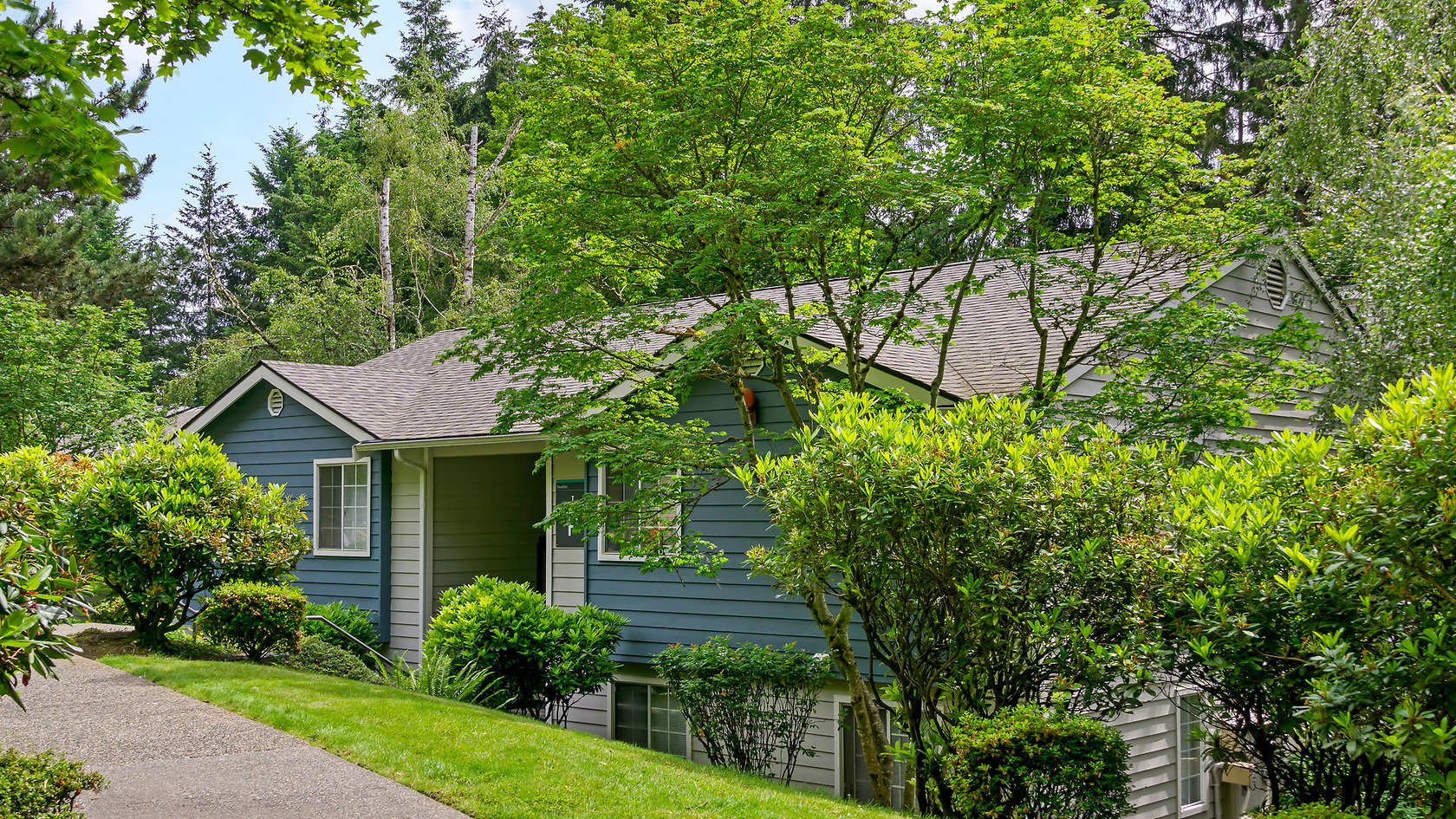 Elevation photo 3
