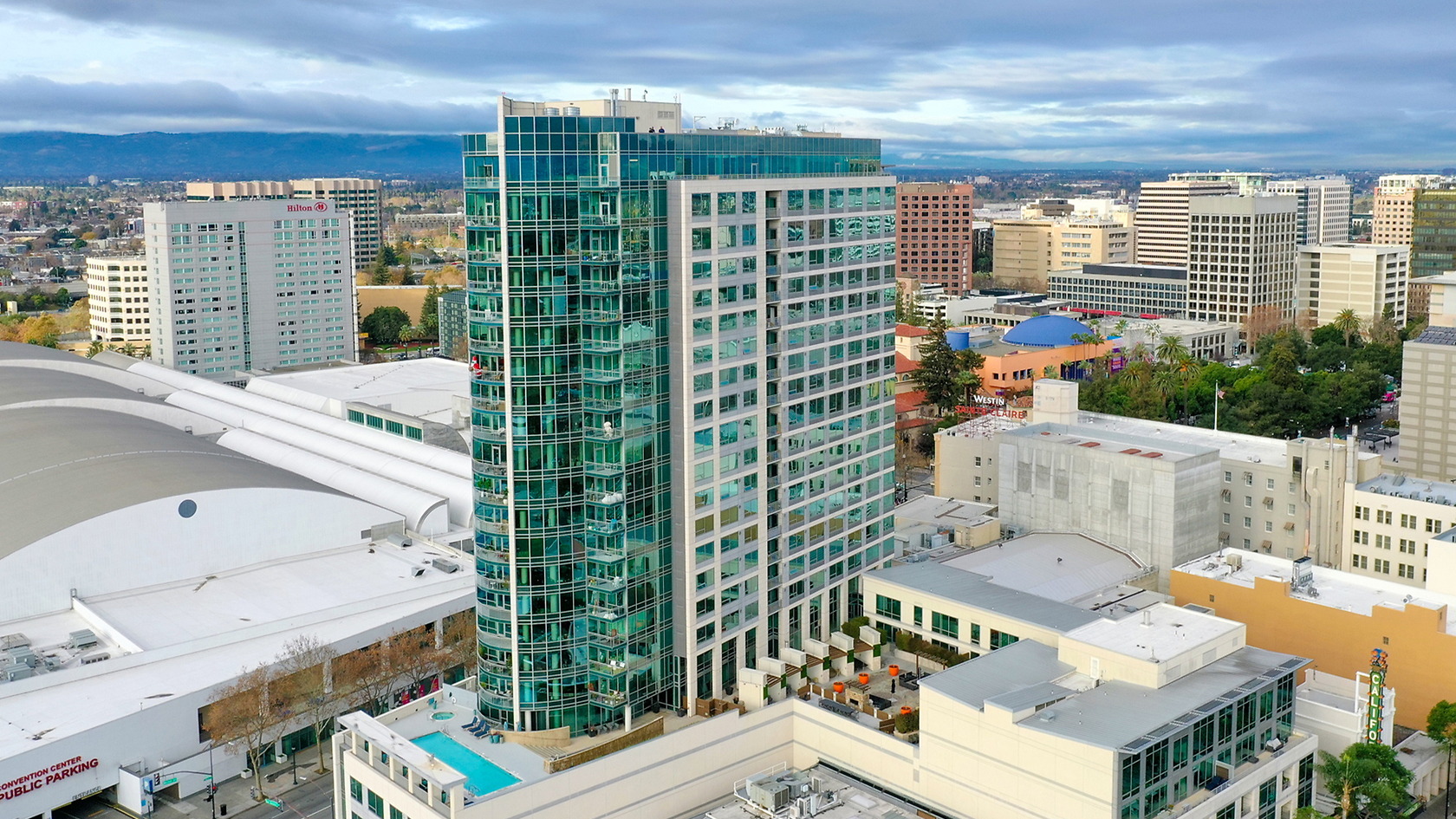 1BR/1BA Apartment on S Market St · San Jose photo 2