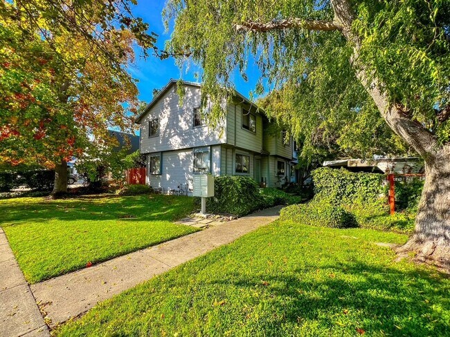 2460 Old Sonoma Rd Napa, CA 94558 photo 2
