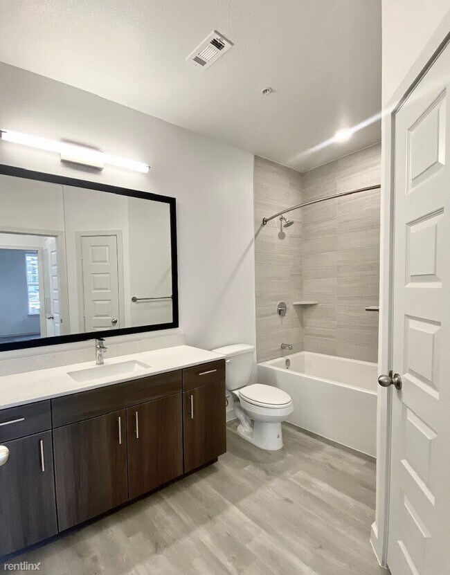 10748 E Crystal Falls Pkwy Leander, TX 78641 photo 5