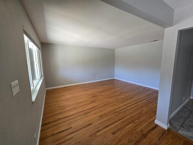 11754 Regio Dr Dublin, CA 94568 photo 4