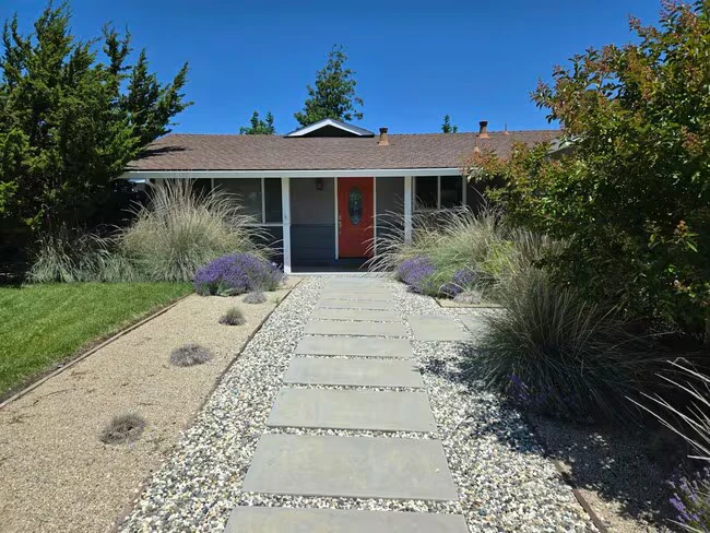 11754 Regio Dr Dublin, CA 94568 photo 2