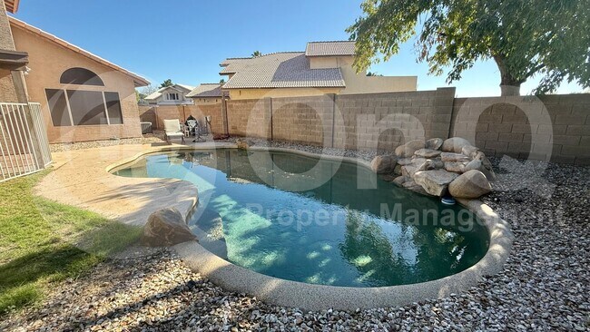 20376 N 55th Dr Drive photo 3