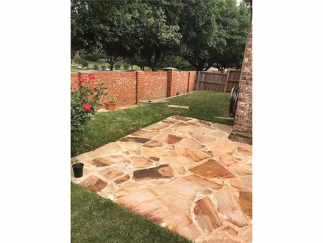 9400 Western Trail Irving, TX 75063 photo 3