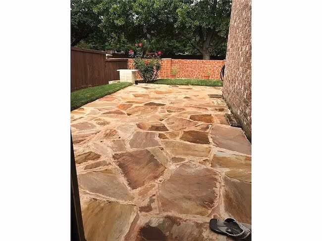 9400 Western Trail Irving, TX 75063 photo 4