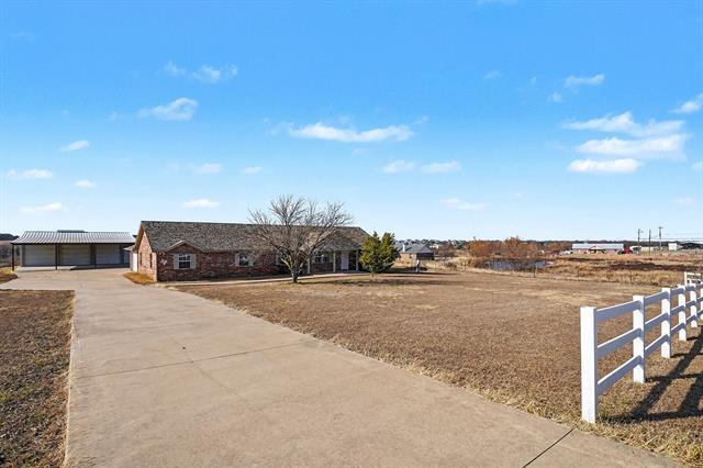 9313 Alabama Street, Joshua, TX 76058 photo 4