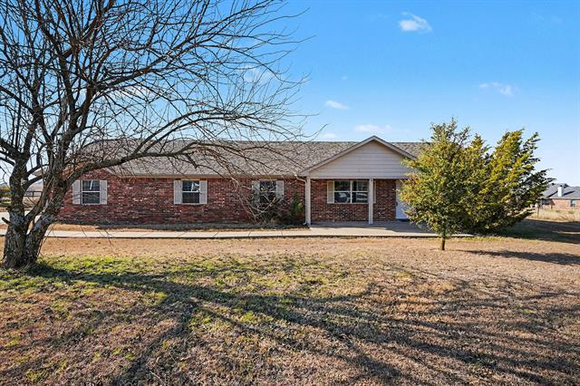 9313 Alabama Street, Joshua, TX 76058 photo 3