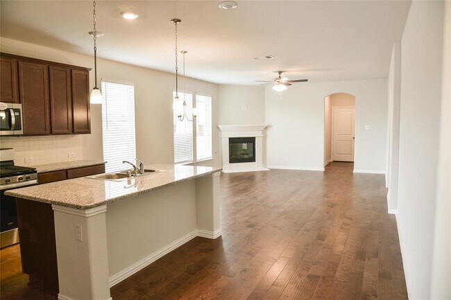 2068 Barx Drive, Little Elm, TX 75068 photo 5