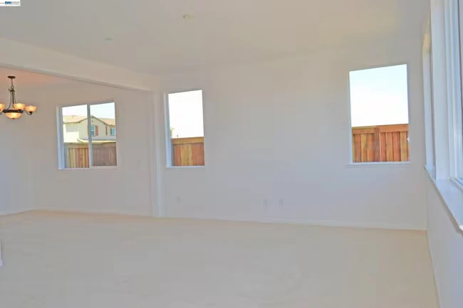 2602 Brookshire St Brentwood, CA 94513 photo 2