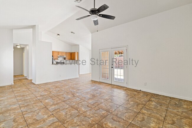 7737 West Hazelwood Street, Phoenix, AZ 85033 photo 5