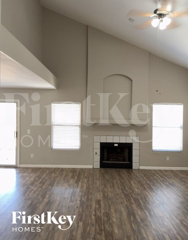 7570 W Comet Ave Peoria, AZ 85345 photo 5