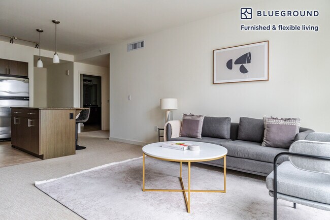 10351 NE 10th St Bellevue, WA 98004 photo 3