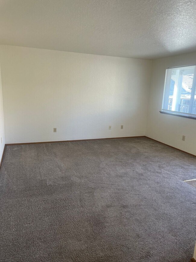 3934 Rucker Ave Everett, WA 98201 photo 3
