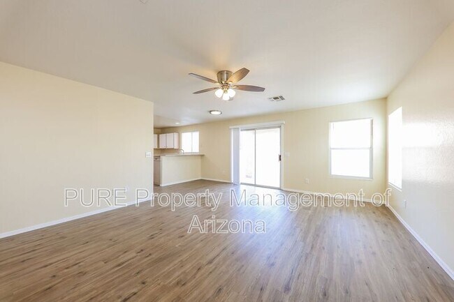 12148 W Rosewood Dr El Mirage, AZ 85335 photo 4