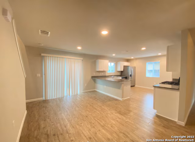 10106 Relic Oaks San Antonio, TX 78240 photo 4