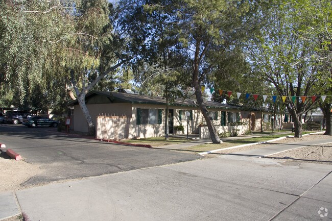 Cedar Springs photo 2