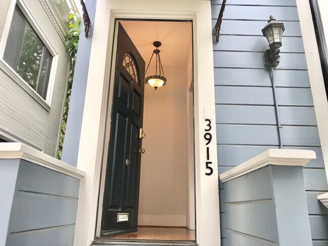 Charm-Filled 1BR/1BA Prime Noe Valley Condo - PROGRESSIVE photo 4