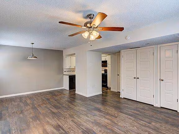 1906 Hearthstone Dr Austin, TX 78757 photo 5