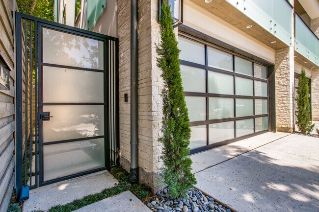 4218 Bowser Avenue, Dallas, TX 75219 photo 4