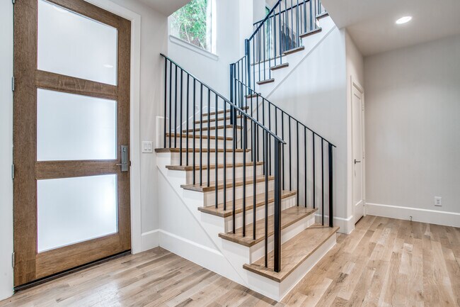 4218 Bowser Avenue, Dallas, TX 75219 photo 5