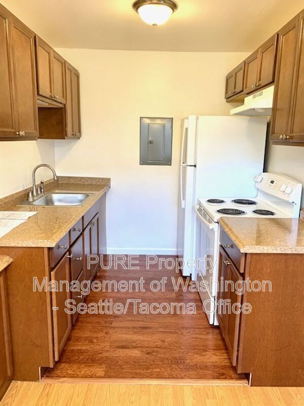 2215 California Ave SW Seattle, WA 98116 photo 4