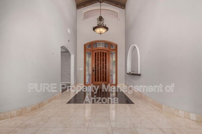 10761 E Fanfol Ln photo 3