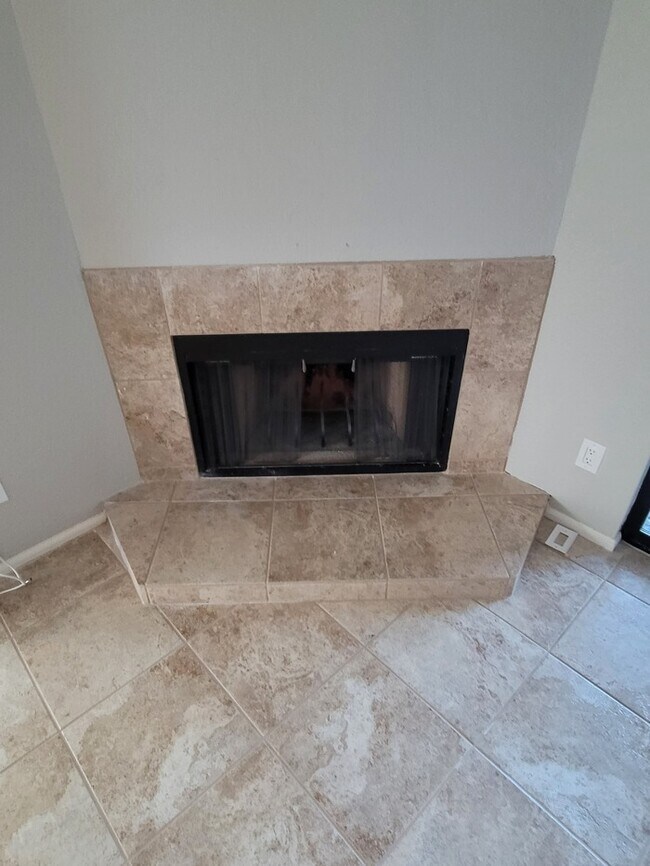 9355 N 91st St Scottsdale, AZ 85258 photo 3