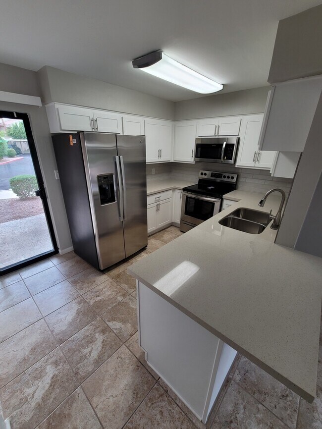 9355 N 91st St Scottsdale, AZ 85258 photo 5