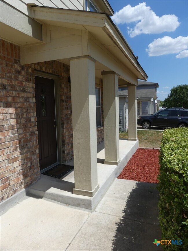 664 Northern Lights Dr New Braunfels, TX 78130 photo 5