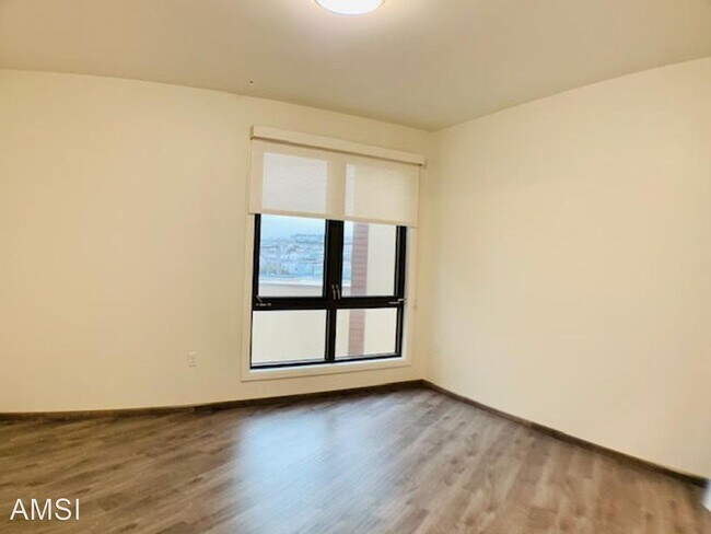 3535 Wawona Street, San Francisco, CA 94116 photo 4
