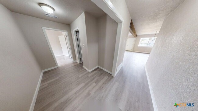 2018 Shoemaker Dr Killeen, TX 76543 photo 5