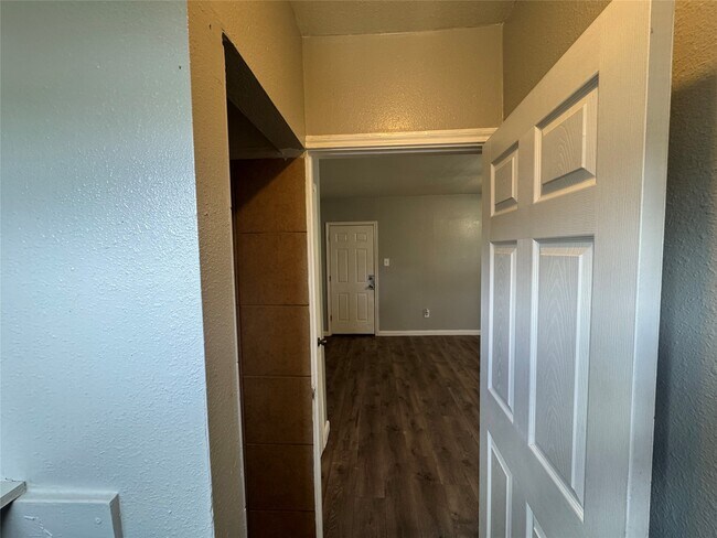 2705 Lorraine Street, Houston, TX 77026 photo 5