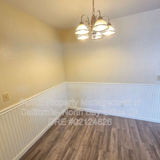 8201 Camino Colegio Rohnert Park, CA 94928 photo 5