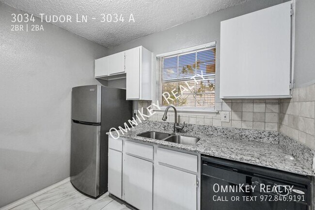 3034 Tudor Ln Irving, TX 75060 photo 5