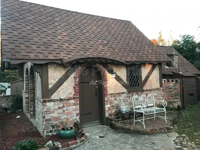 50 Winslow Ave Vallejo, CA 94590 photo 2