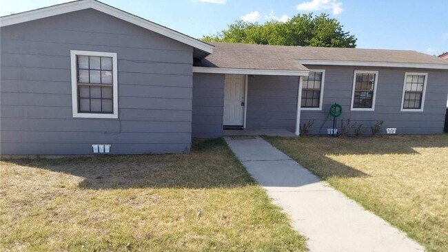 403 Dillon Dr Copperas Cove, TX 76522 photo 2