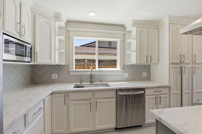 4043 W Rincon Ave Campbell, CA 95008 photo 4